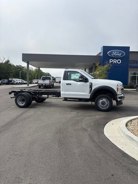 New 2026 Ford F450 XL w/ XL Chrome Package AWD/4WD image 2