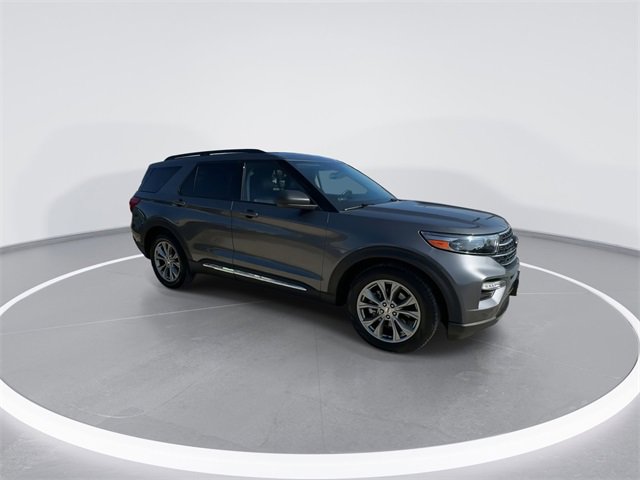 Certified 2022 Ford Explorer XLT w/ Equipment Group 202A image 13