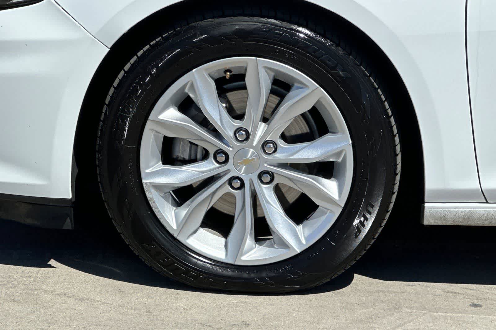 Used 2024 Chevrolet Malibu LT FWD image 35
