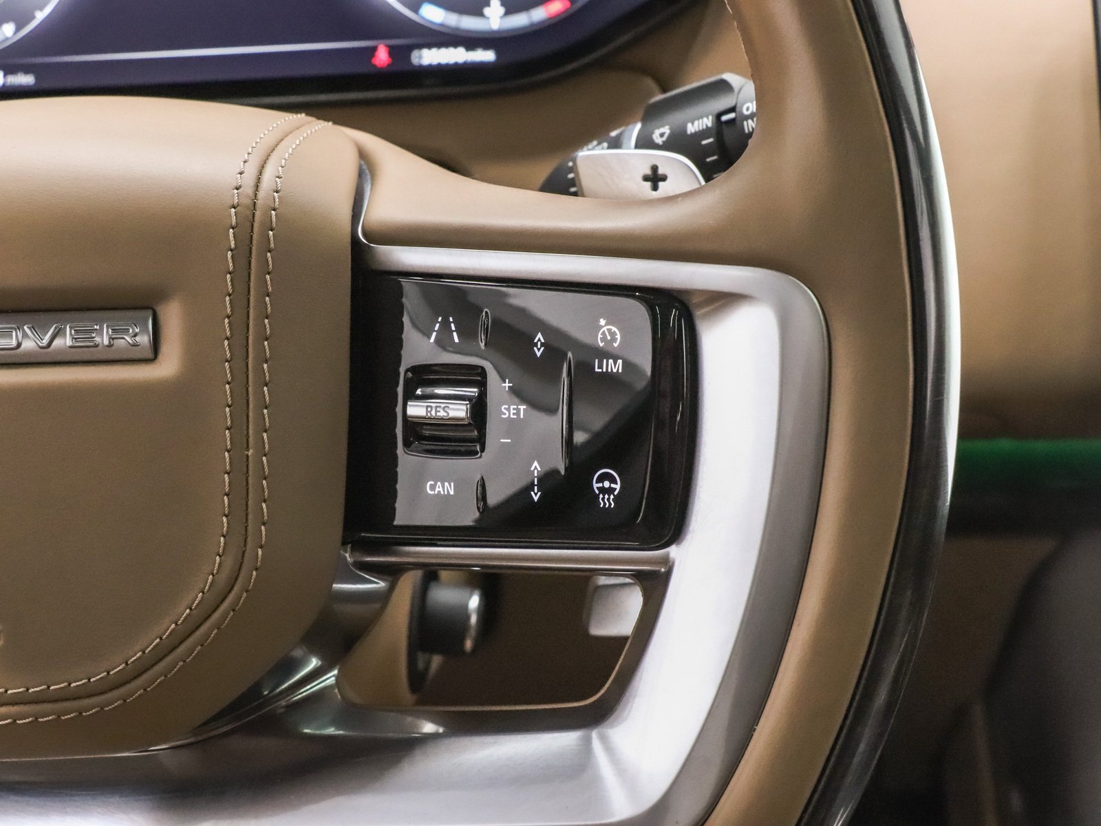 Used 2023 Land Rover Range Rover Long Wheelbase Autobiography image 39