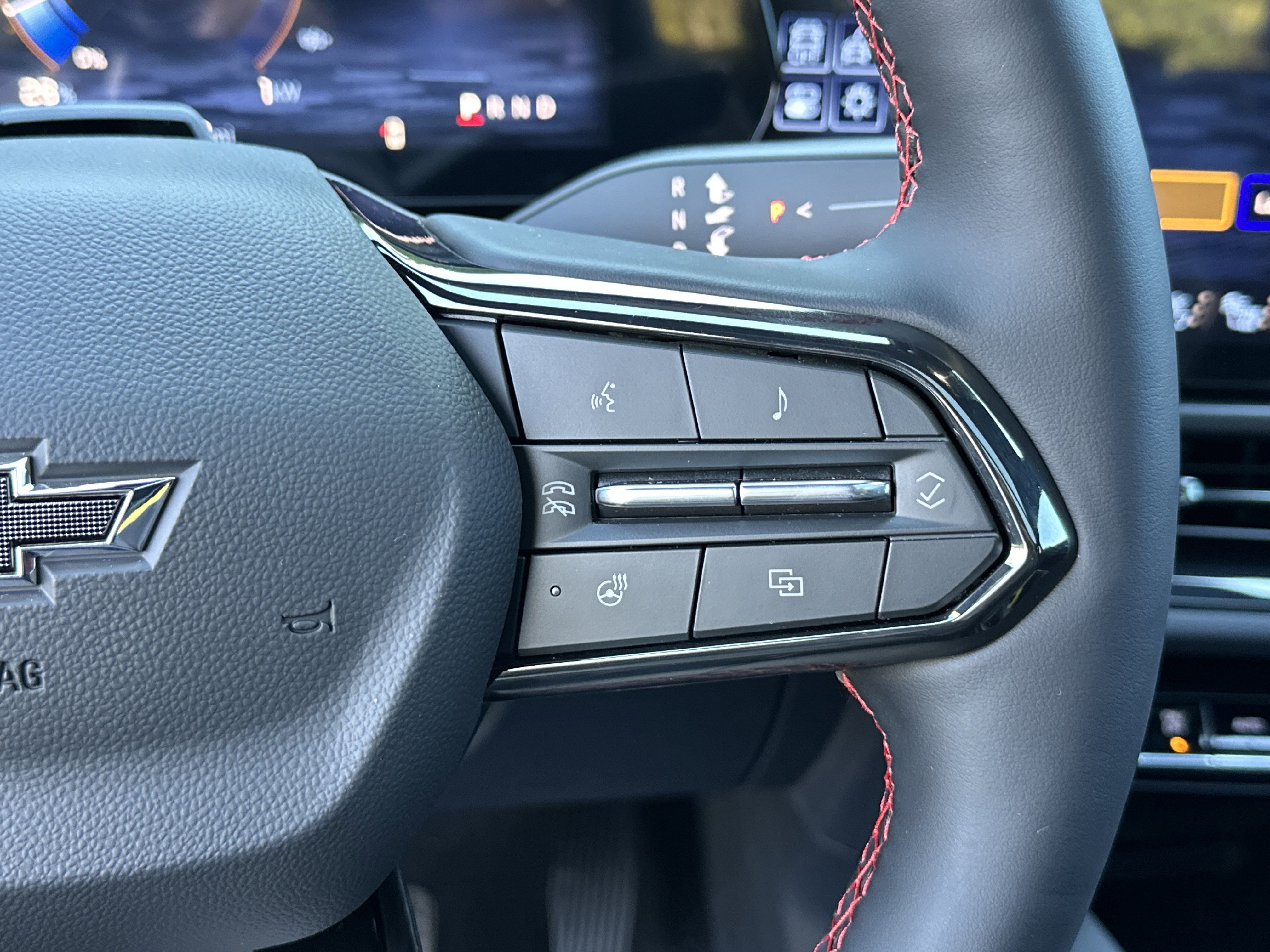 New 2025 Chevrolet Equinox EV RS w/ Active Safety Package 3 image 23