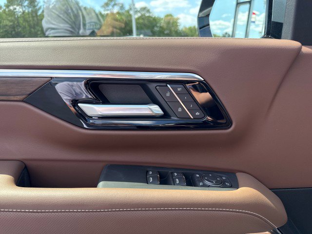 New 2026 Chevrolet Tahoe High Country RWD image 24