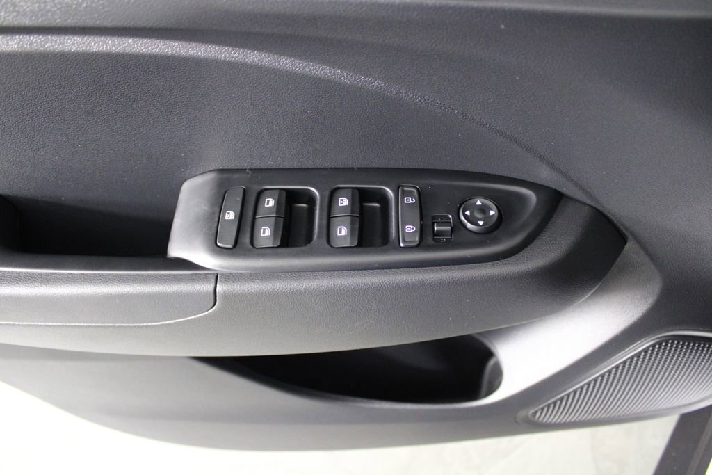 Certified 2026 Hyundai Venue SEL FWD image 23