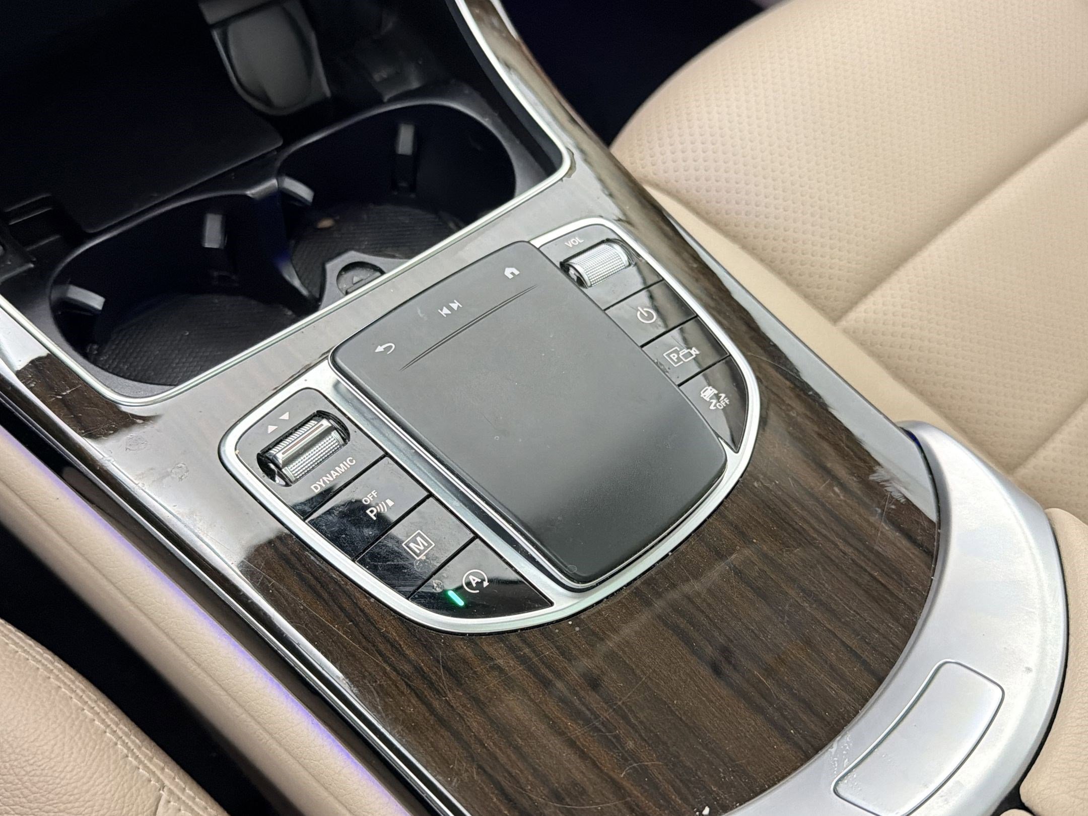 Used 2022 Mercedes-Benz GLC 300 4MATIC w/ Premium Package Lite image 20