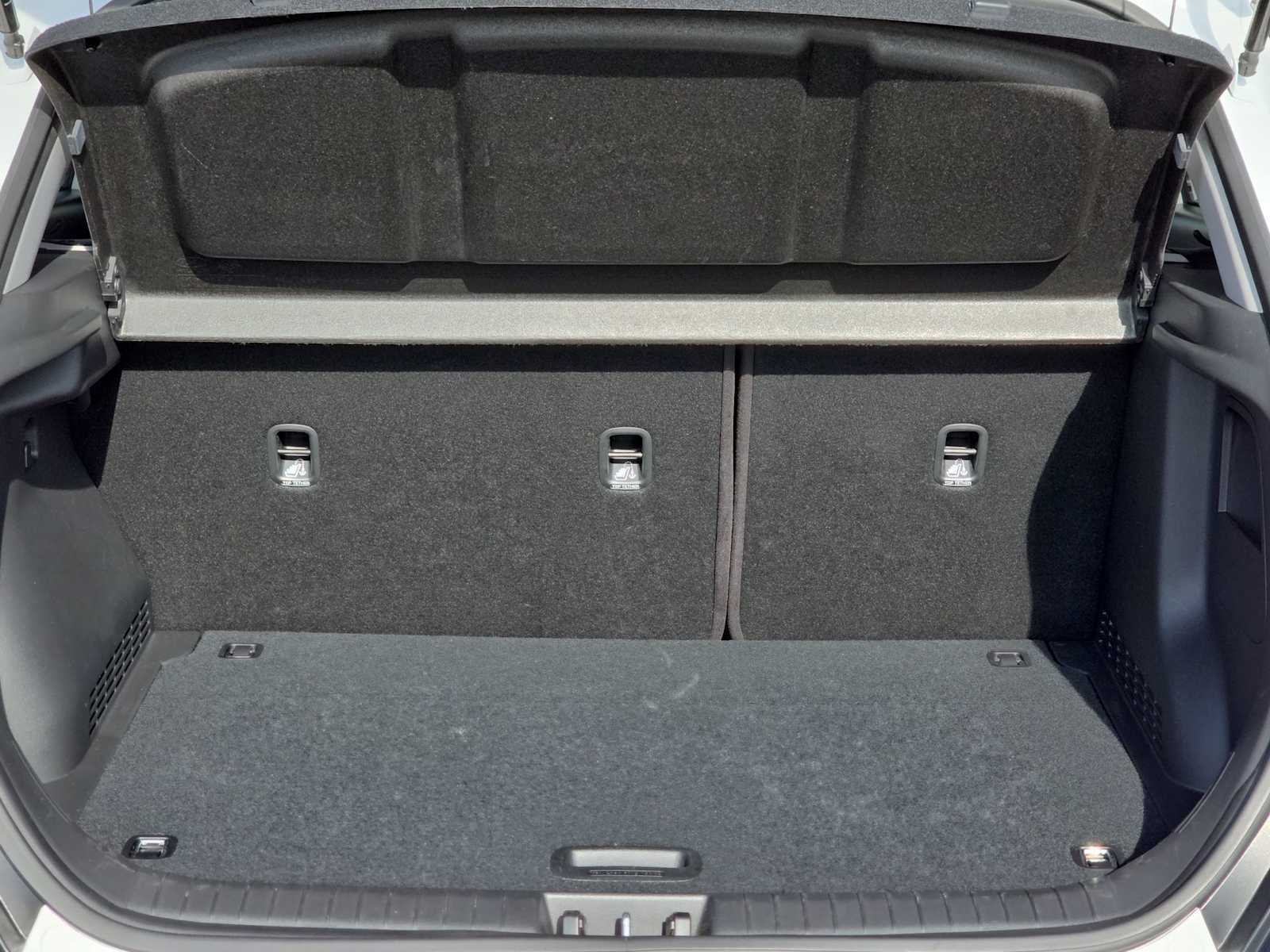 Used 2023 Hyundai Kona SE image 23