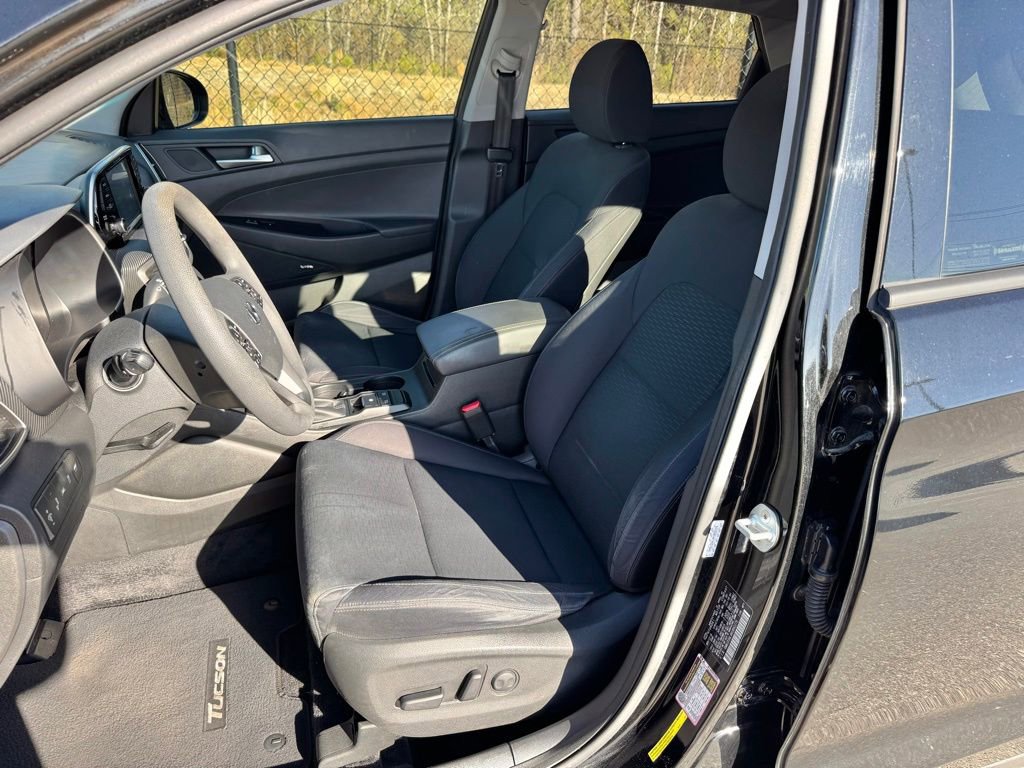 Used 2019 Hyundai Tucson Sport image 16