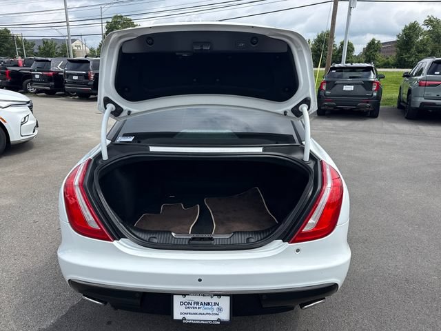 Used 2017 Jaguar XJ L Portfolio AWD/4WD image 9