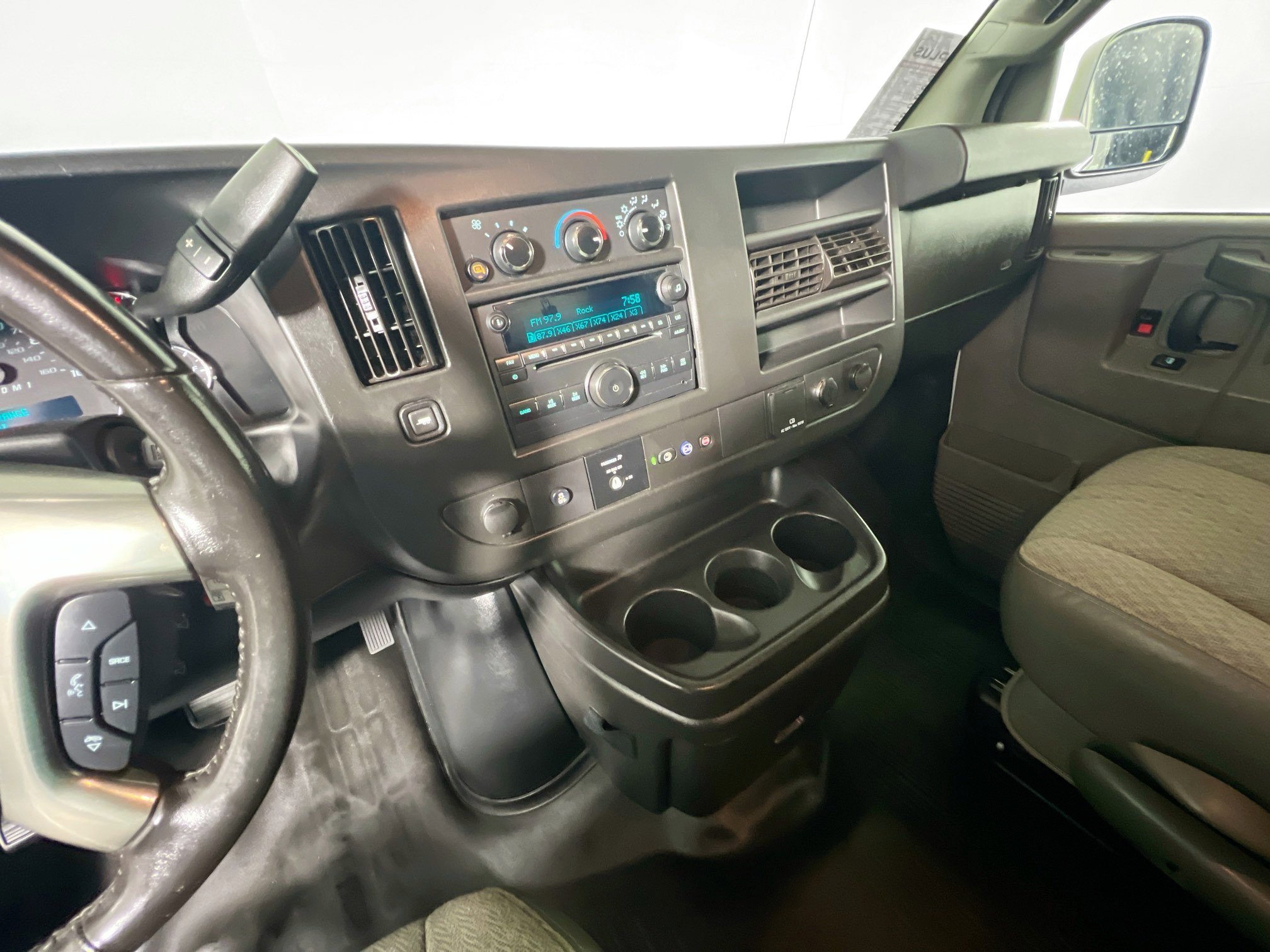 Used 2019 Chevrolet Express 2500 w/ Driver Convenience Package image 24