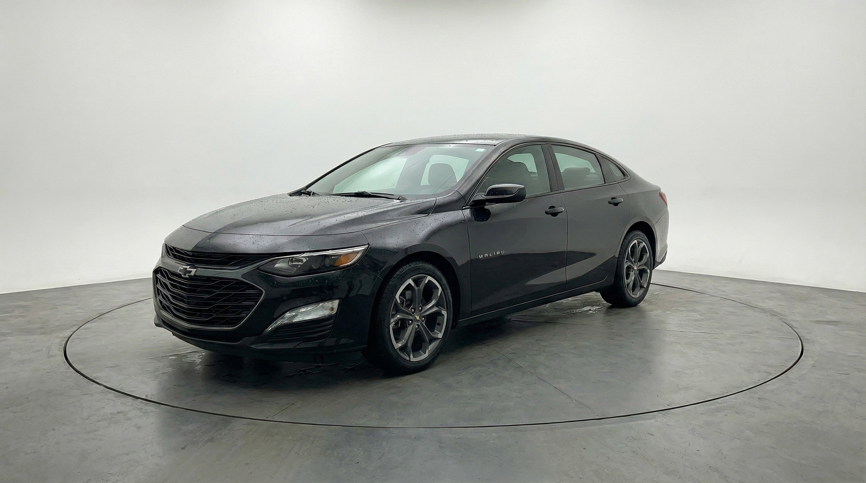 Used 2024 Chevrolet Malibu LT FWD image 3