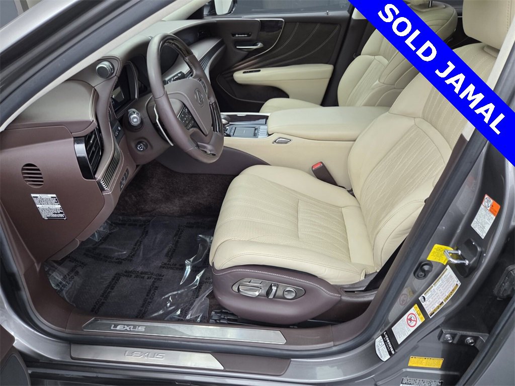 Used 2019 Lexus LS 500 image 30