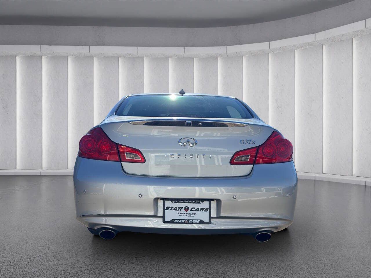 Used 2013 INFINITI G37 x Sedan w/ Premium Pkg image 4