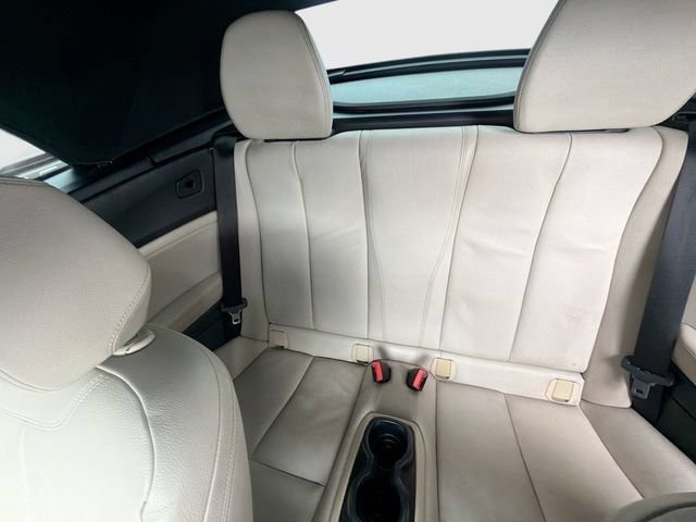 Used 2018 BMW 230i Convertible RWD image 33