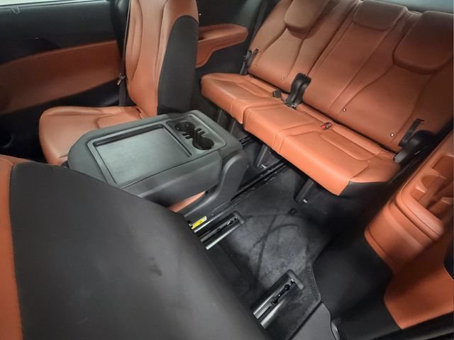 Used 2024 Kia Carnival SX FWD image 16