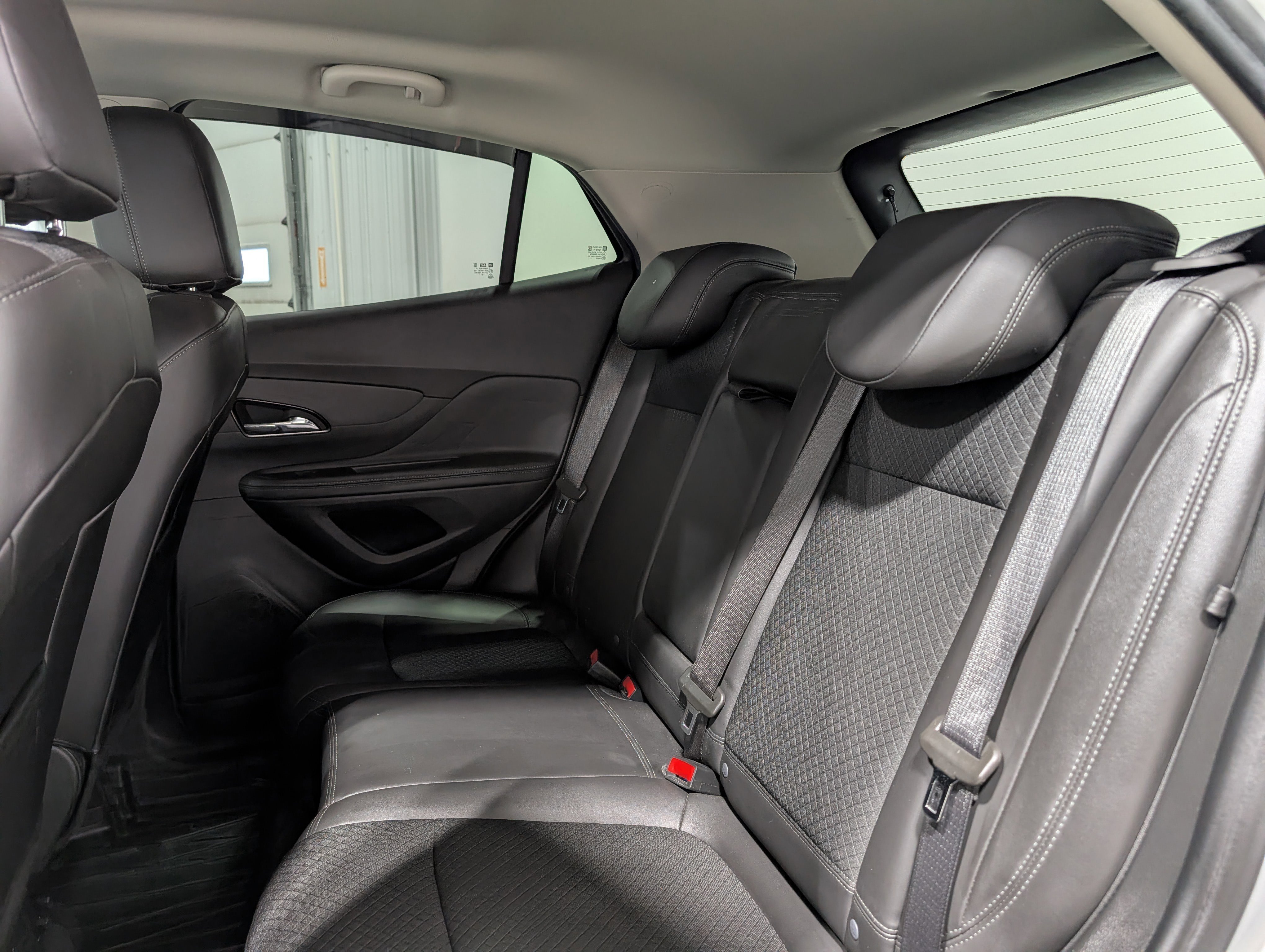 Used 2022 Buick Encore Preferred w/ Safety Package image 11