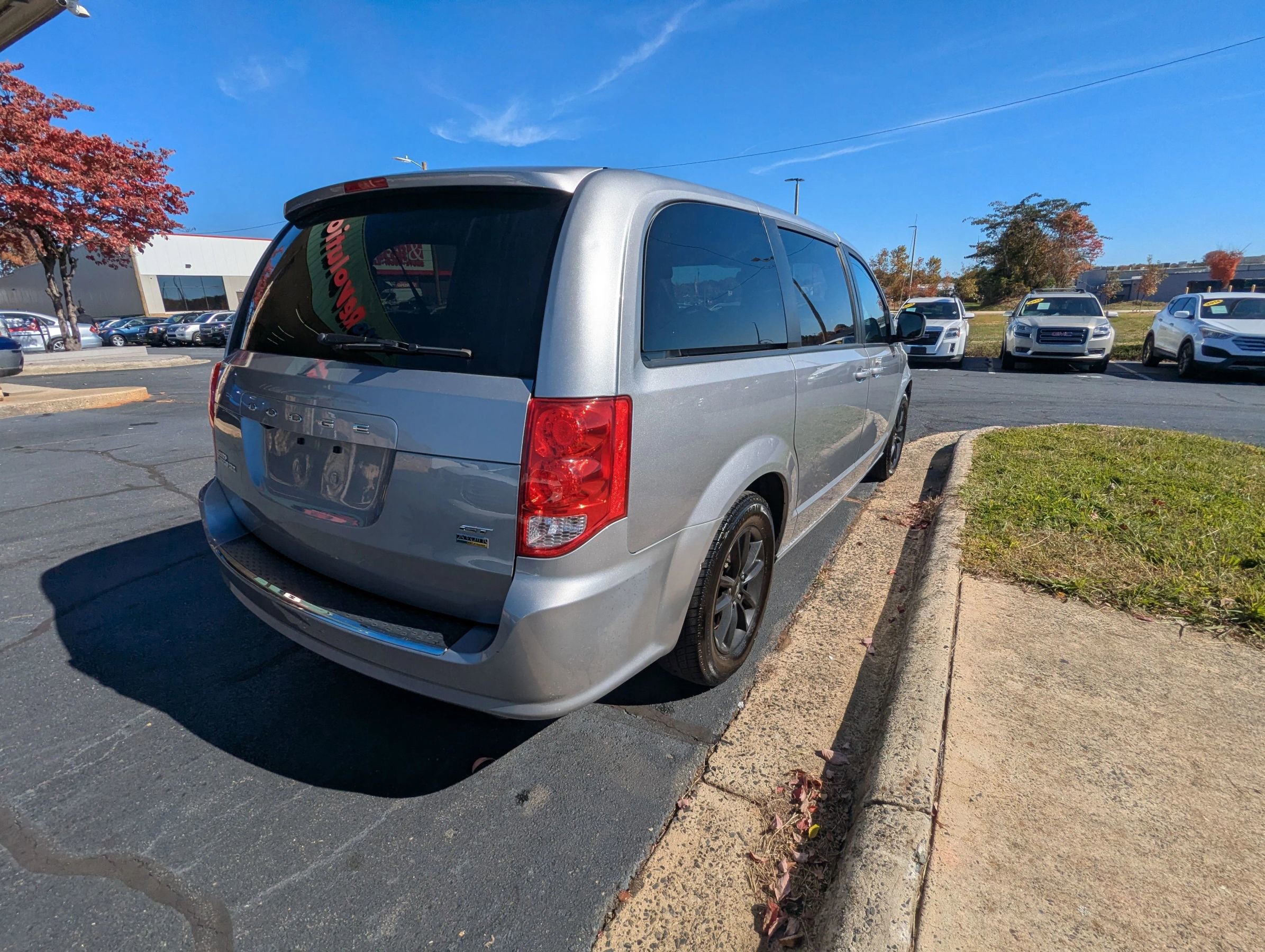 Used 2019 Dodge Grand Caravan GT image 7