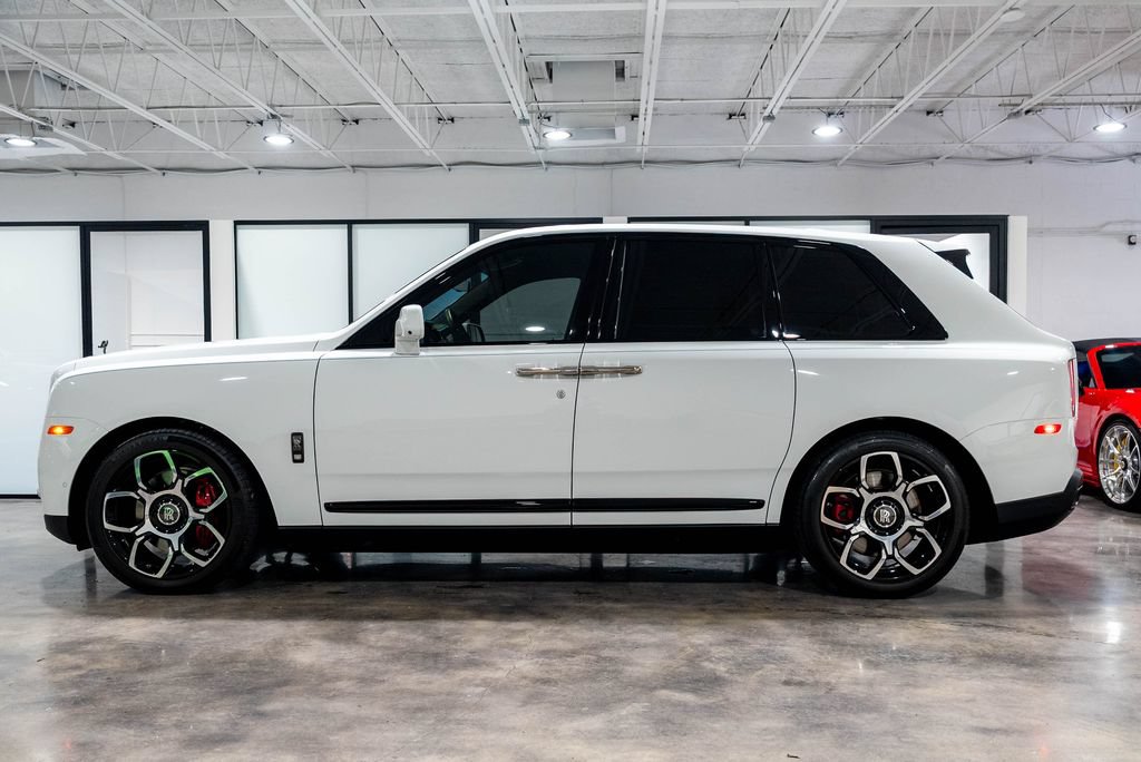 Used 2022 Rolls-Royce Cullinan Black Badge AWD/4WD image 85
