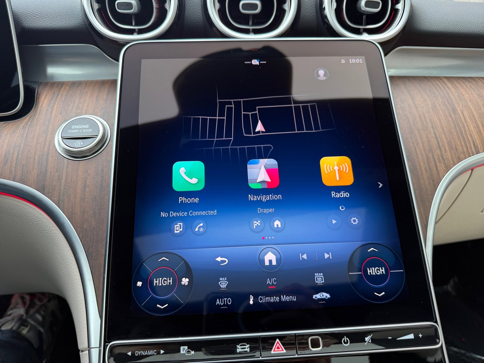 Used 2025 Mercedes-Benz C 300 4MATIC Sedan image 12