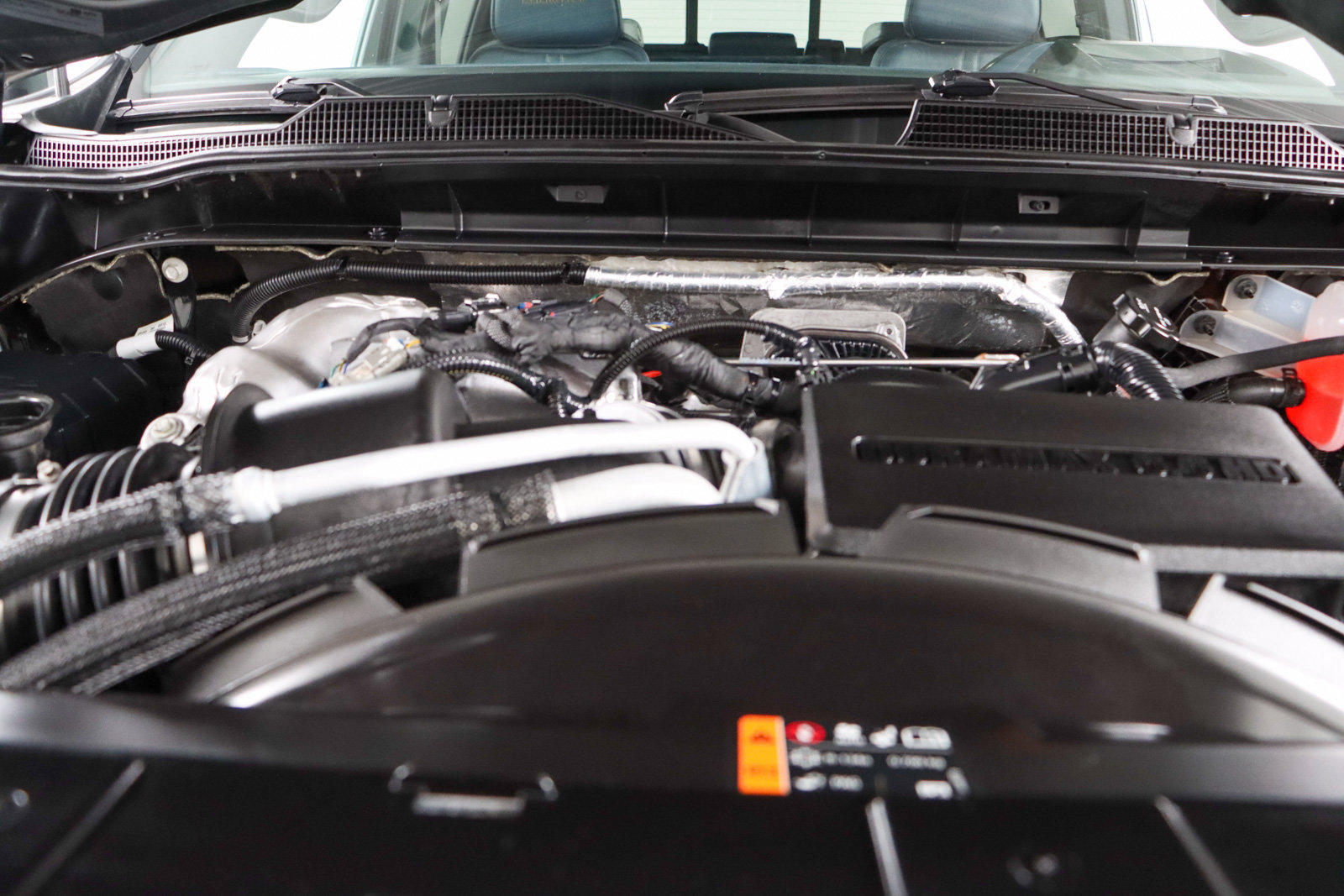 Used 2024 Chevrolet Silverado 3500 High Country w/ High Country Premium Package AWD/4WD image 34
