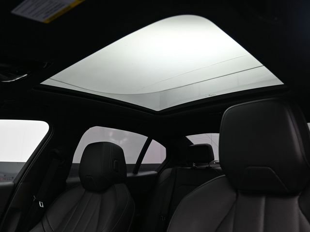 Used 2024 BMW i5 eDrive40i w/ M Sport Package RWD image 28