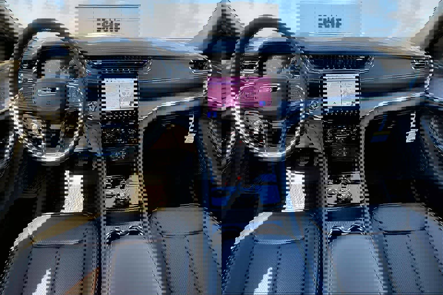 New 2025 Jeep Grand Cherokee L Limited w/ Luxury Tech Group II image 10