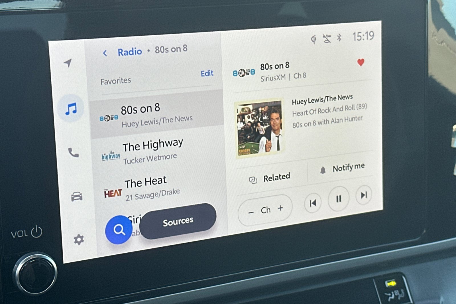 Used 2025 Toyota Camry SE image 19