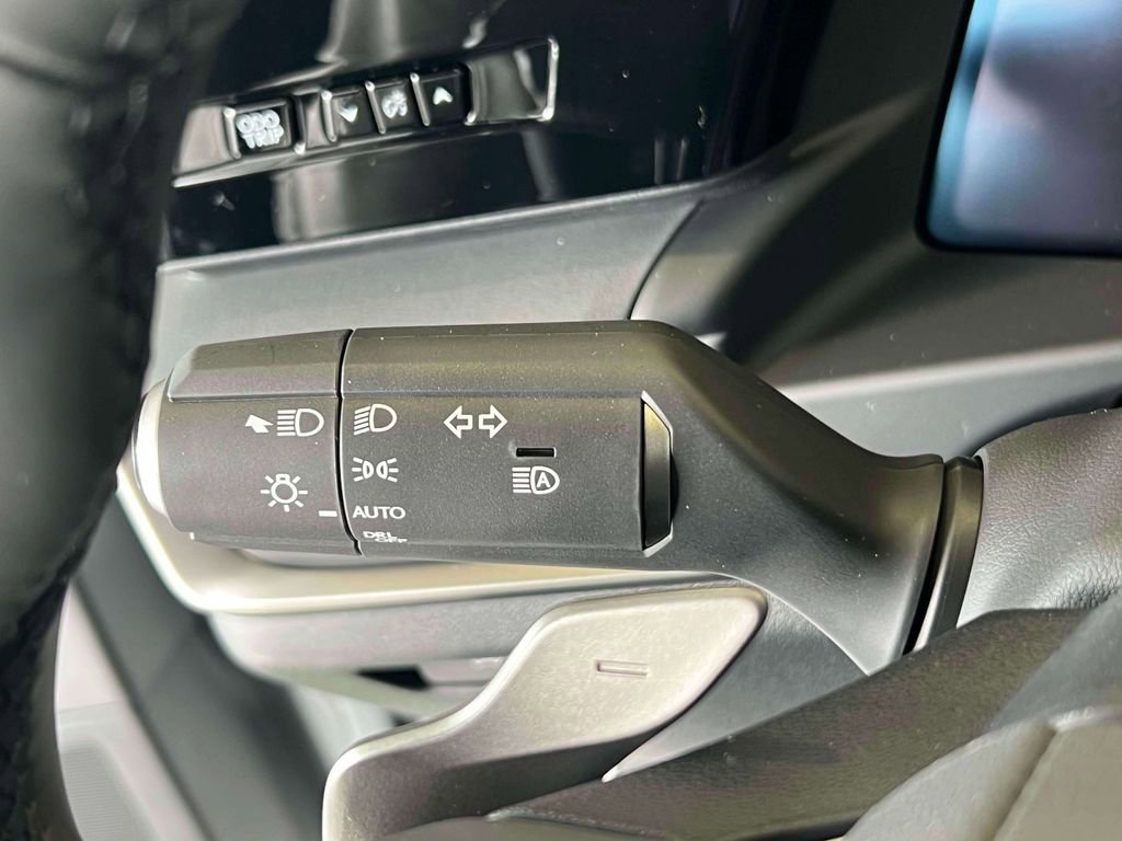 New 2026 Lexus RZ 450e AWD image 22