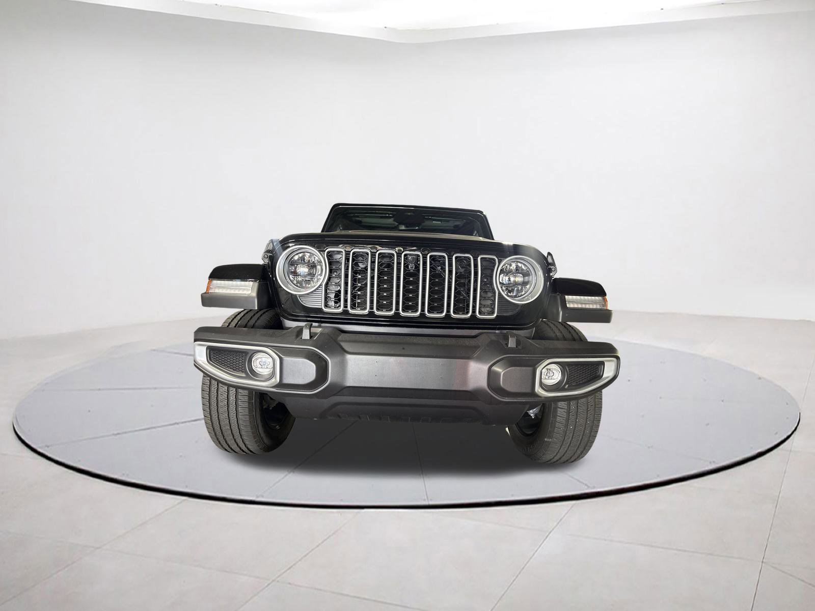 Certified 2025 Jeep Wrangler Sahara image 3