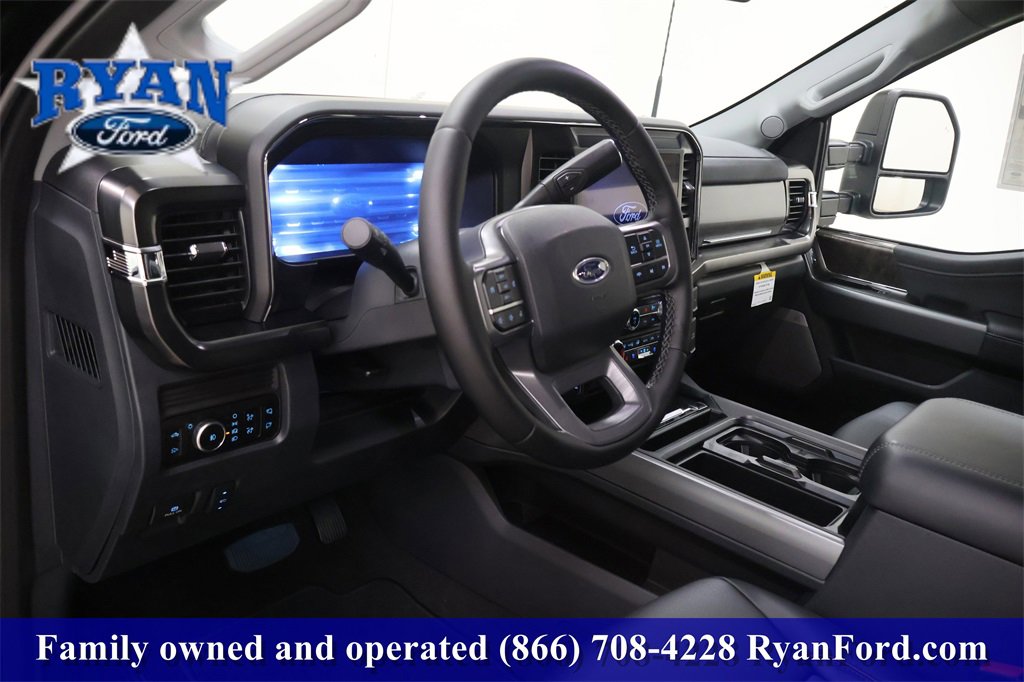 New 2026 Ford F250 Lariat w/ FX4 Off-Road Package image 18