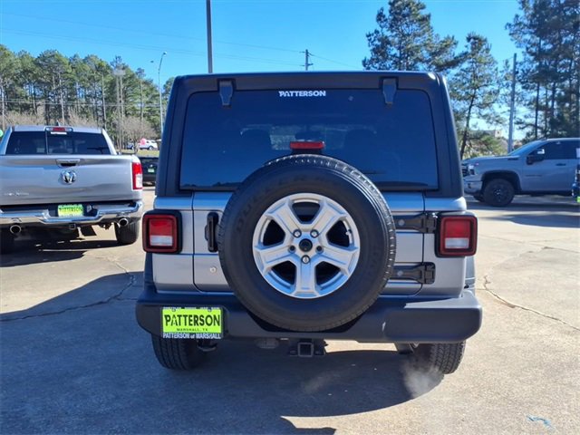 Used 2020 Jeep Wrangler Sport image 3