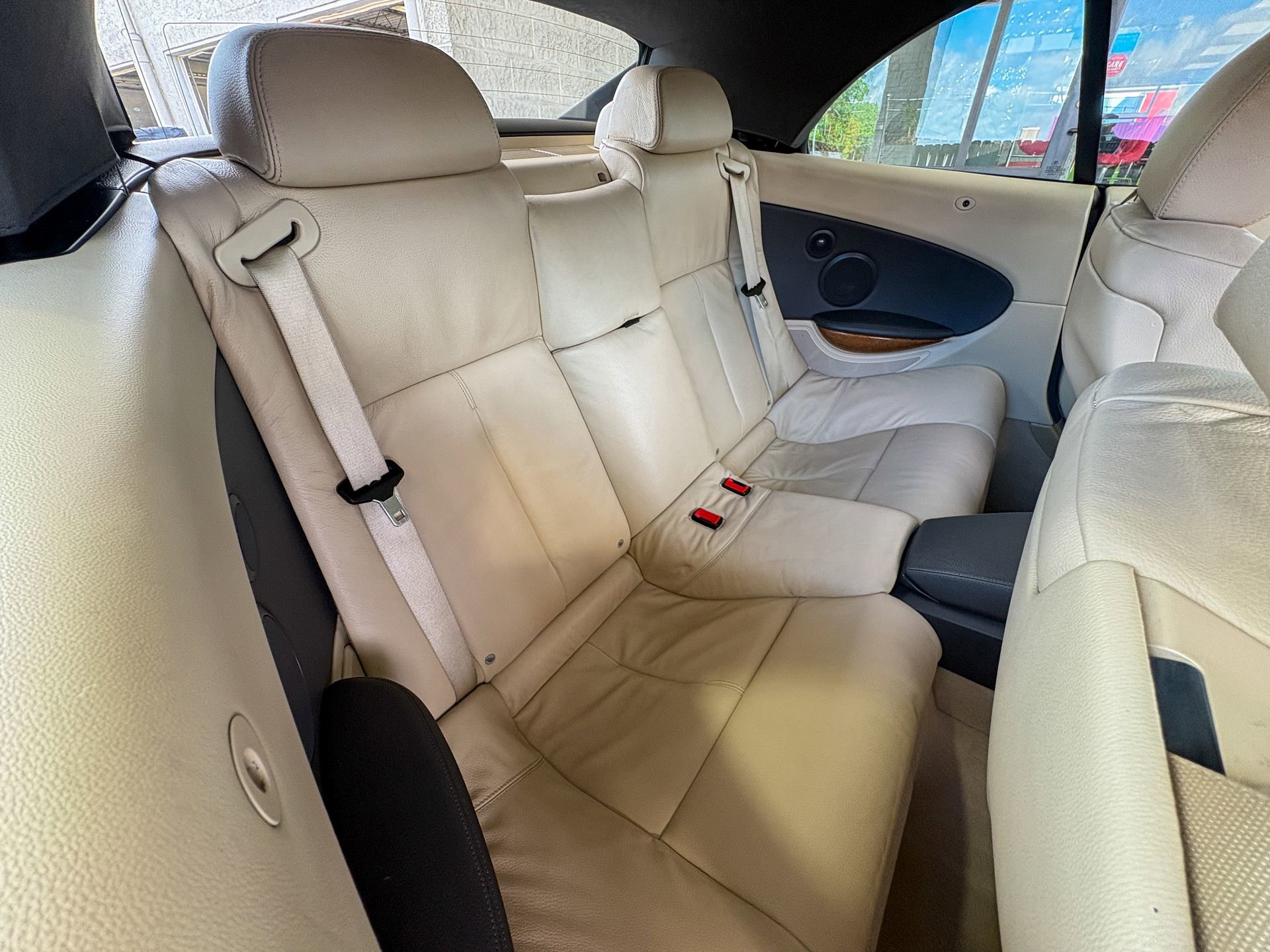 Used 2005 BMW 645Ci Convertible RWD image 27