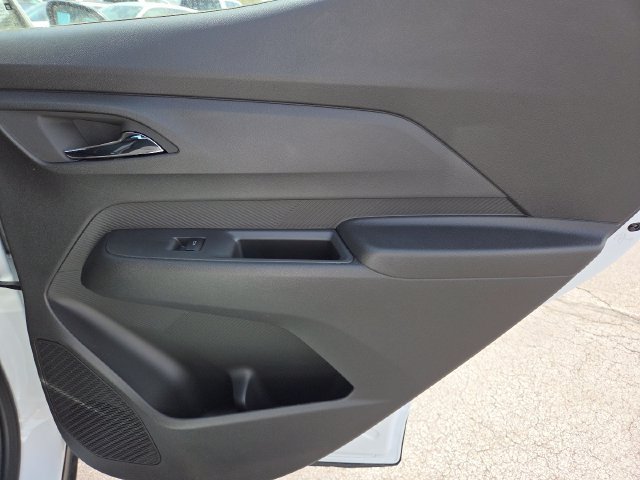 New 2027 Chevrolet Bolt RS FWD image 23
