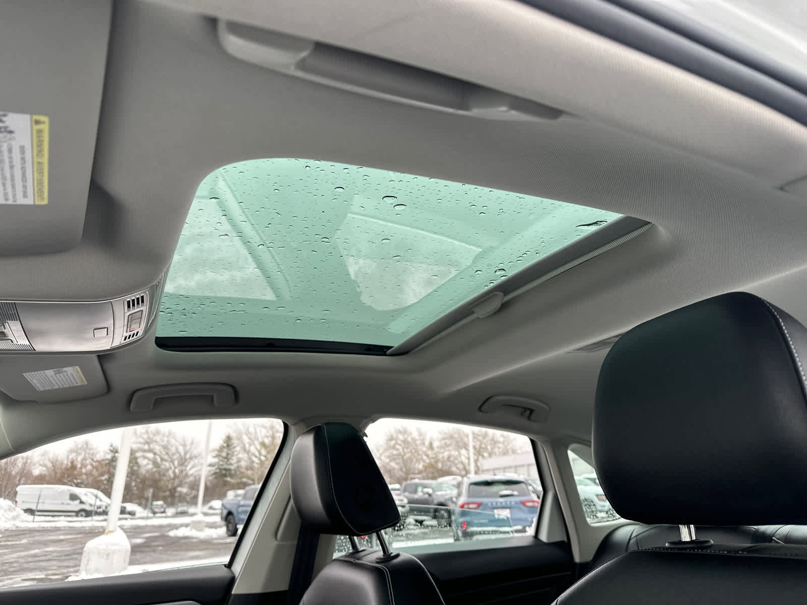 Used 2024 Volkswagen Jetta SE w/ Panoramic Sunroof Package image 25