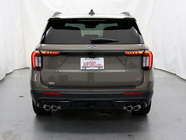 New 2026 Ford Explorer ST w/ Sun And Sound Package image 6