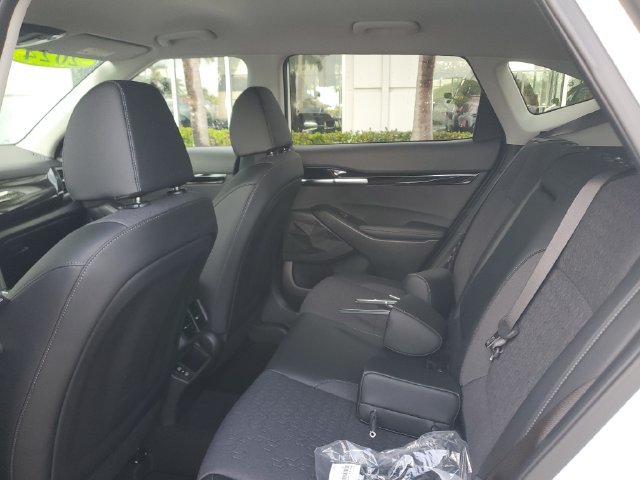 Certified 2024 Kia Seltos X-Line AWD/4WD image 9