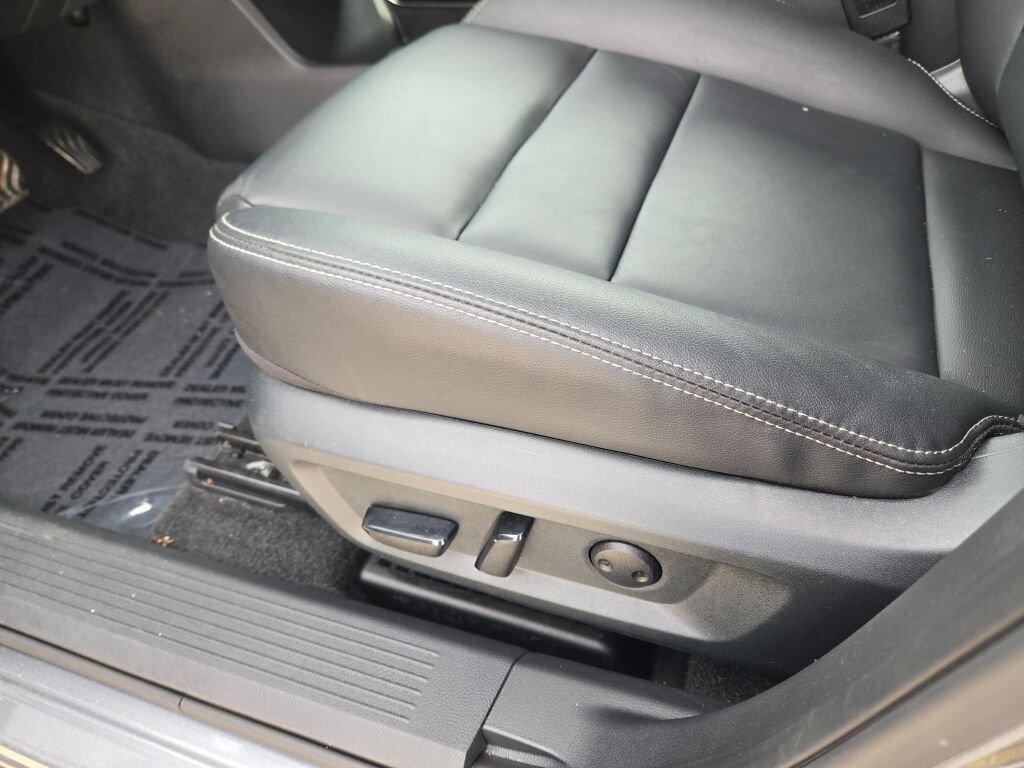 Used 2026 Nissan Rogue SL AWD/4WD image 20