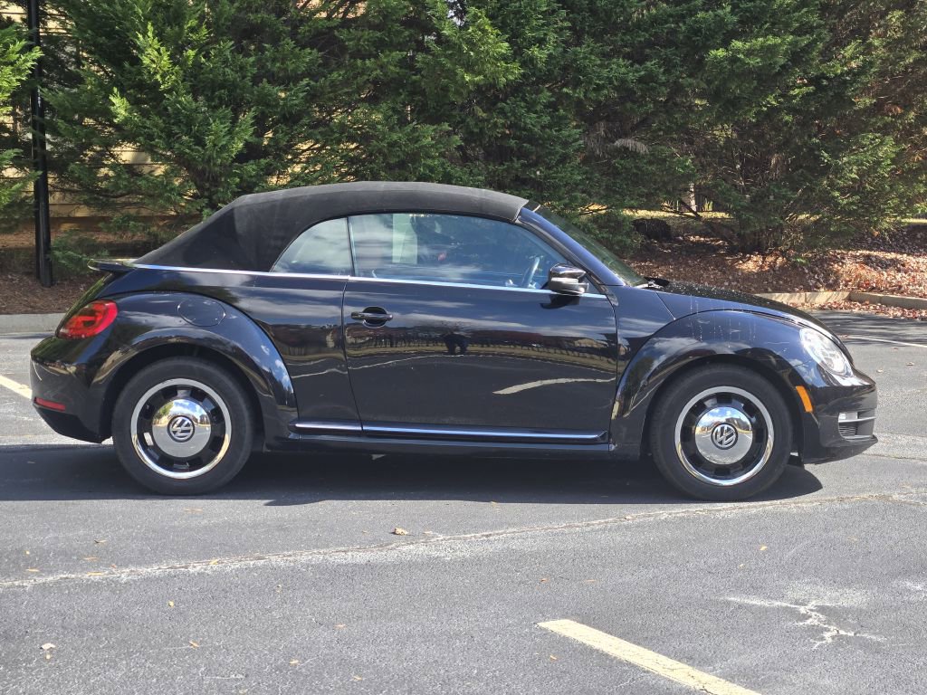Used 2015 Volkswagen Beetle 1.8T image 4