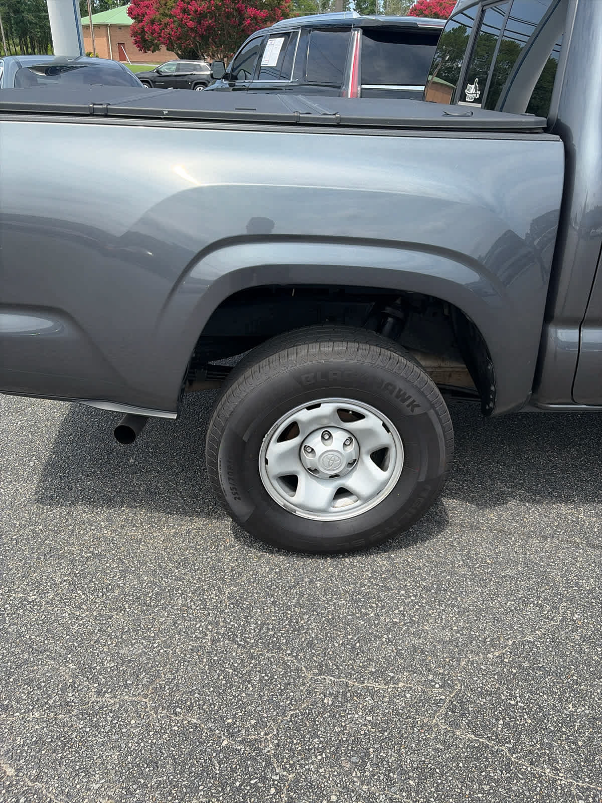 Used 2023 Toyota Tacoma SR AWD/4WD image 10