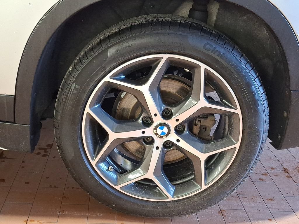Used 2019 BMW X1 xDrive28i w/ Convenience Package AWD/4WD image 6