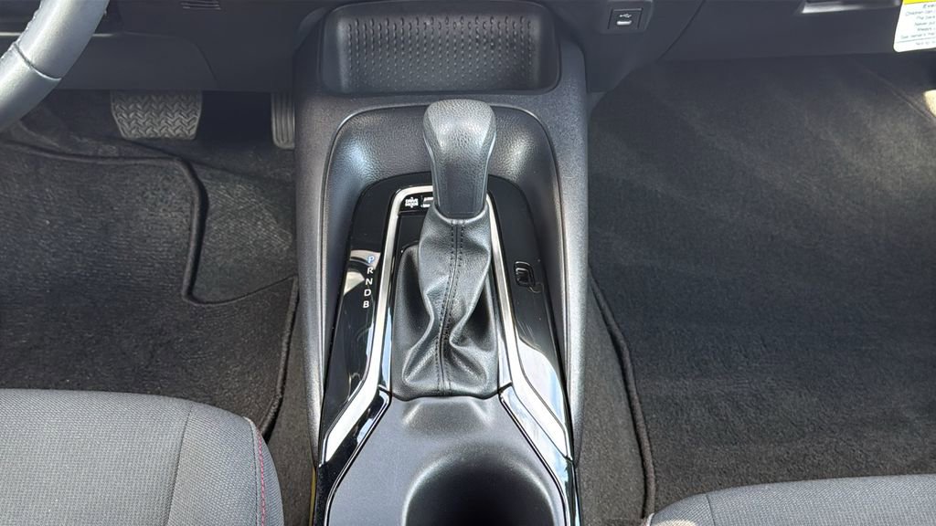 Used 2025 Toyota Corolla SE image 25