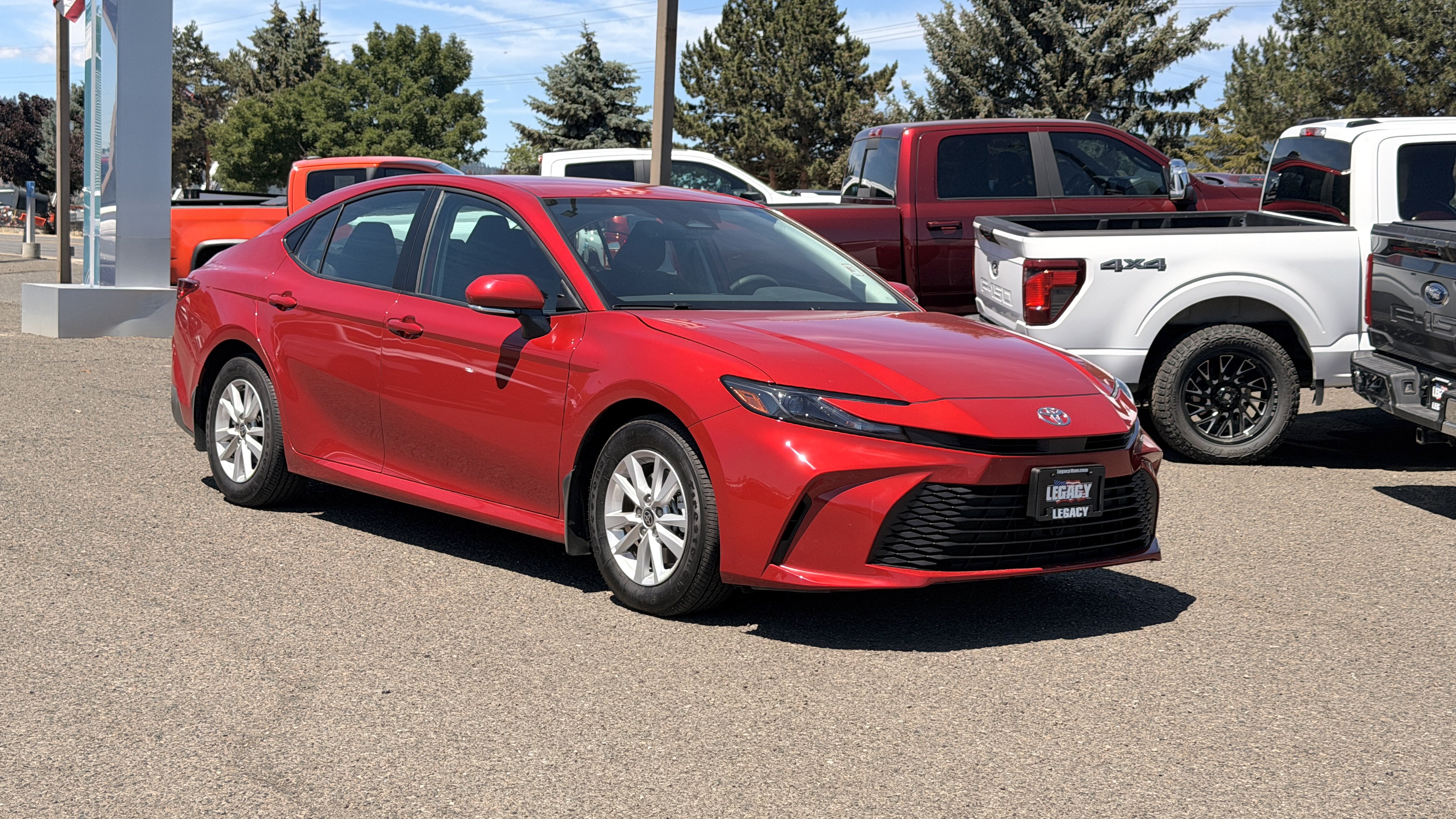 Used 2025 Toyota Camry LE w/ Convenience Package