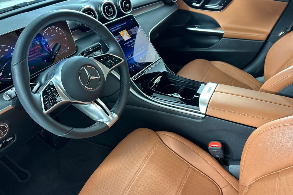 Certified 2025 Mercedes-Benz C 300 4MATIC Sedan image 12