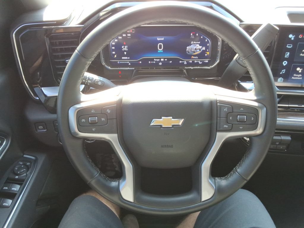 Certified 2025 Chevrolet Silverado 3500 LT AWD/4WD image 26