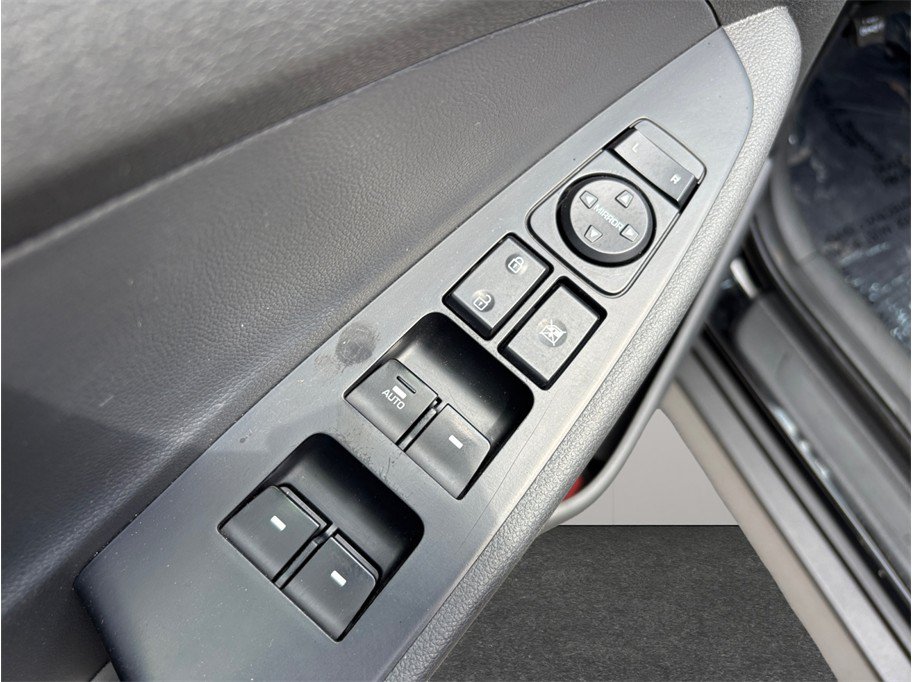 Used 2018 Hyundai Tucson Value FWD image 20