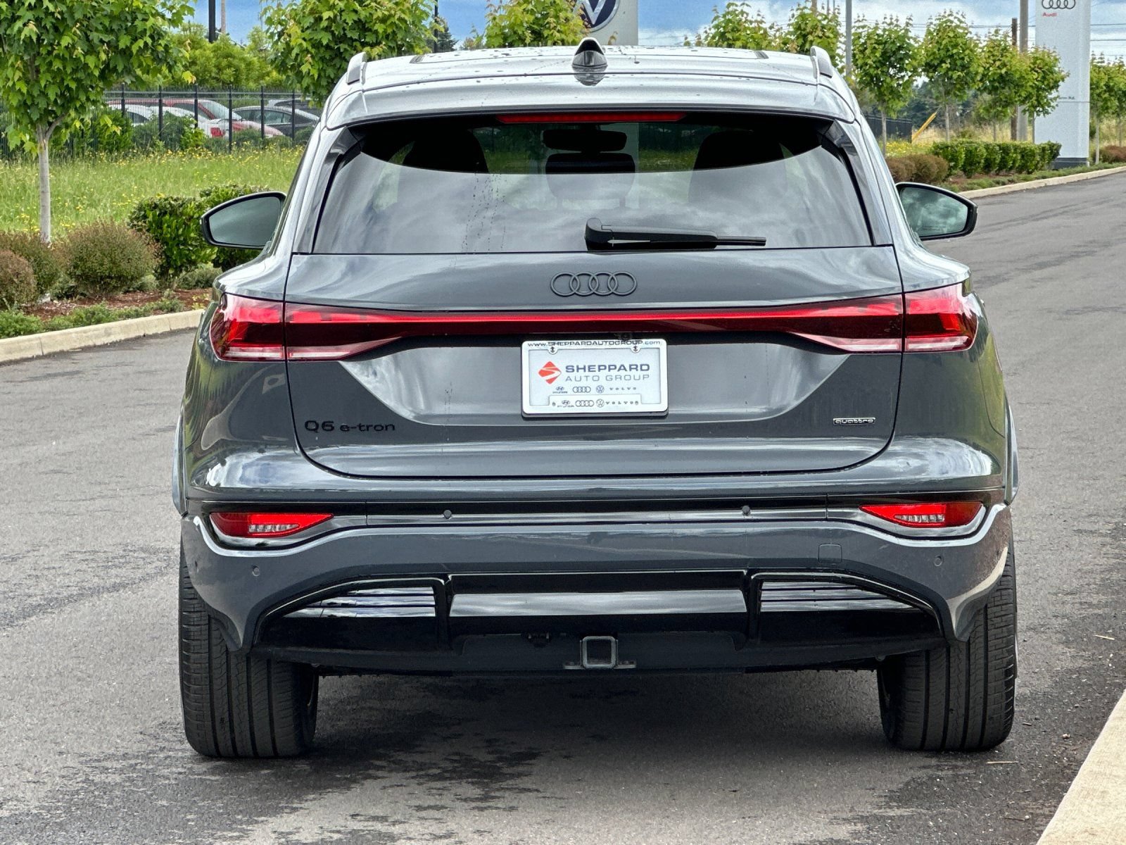 New 2027 Audi Q6 e-tron Premium Plus AWD/4WD image 4