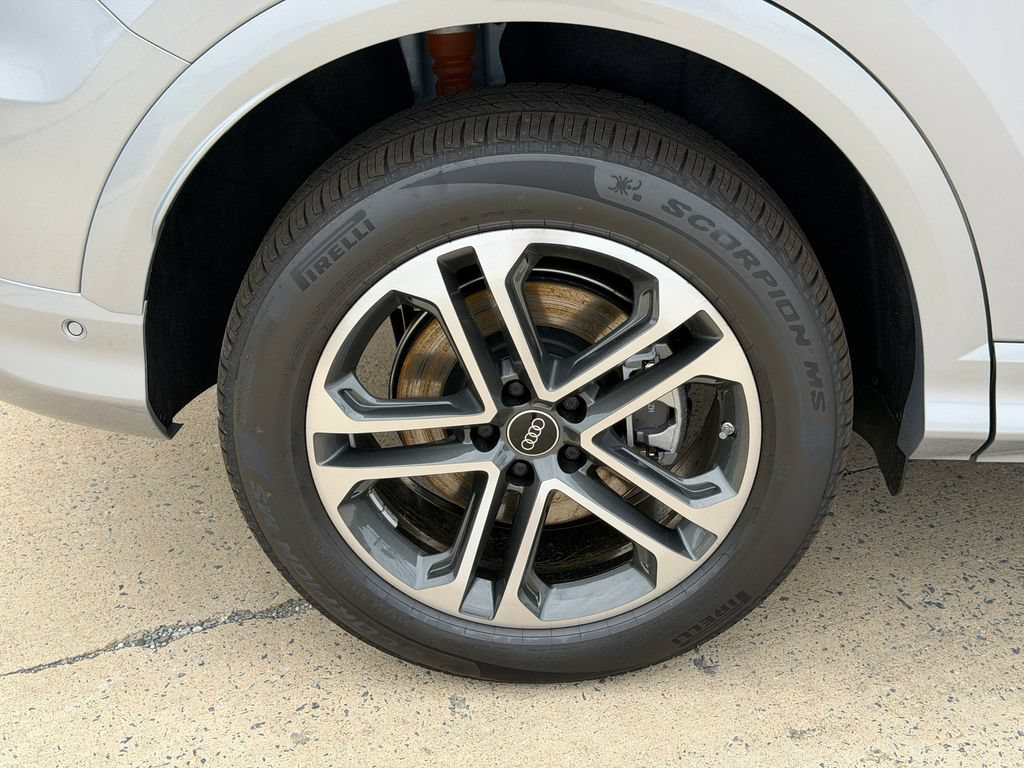 New 2026 Audi Q5 Premium AWD/4WD image 6