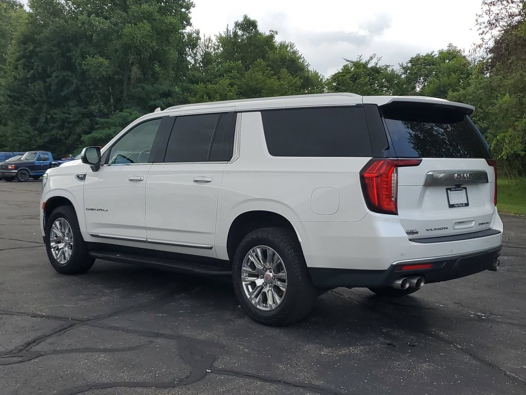 Used 2021 GMC Yukon XL Denali AWD/4WD image 5