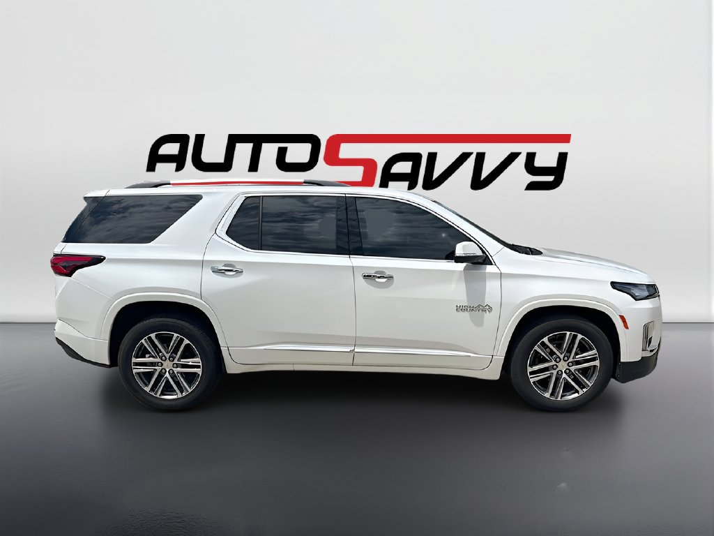 Used 2023 Chevrolet Traverse High Country w/ LPO, Floor Liner Package FWD image 8