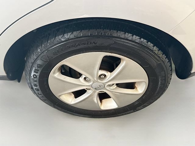 Used 2014 Kia Soul FWD image 28