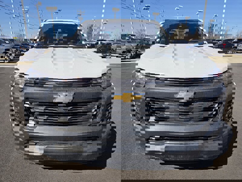 Used 2023 Chevrolet Colorado W/T image 8