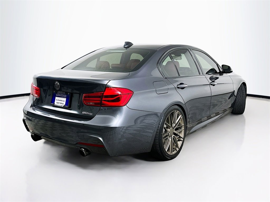 Used 2018 BMW 340i xDrive Sedan w/ Premium Package image 7